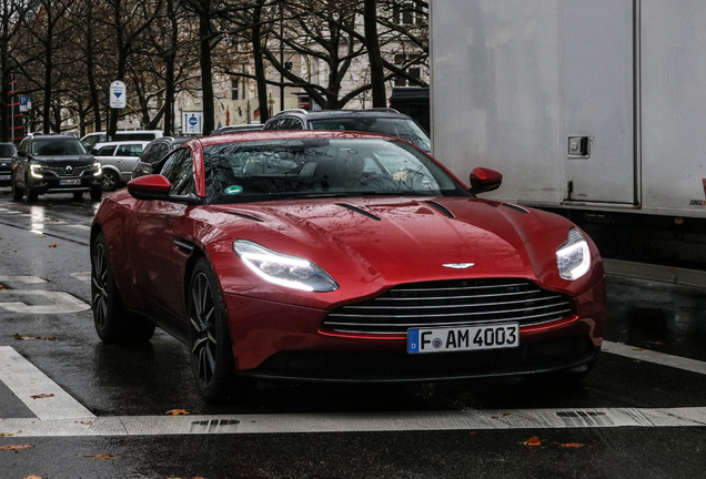 Aston Martin DB11