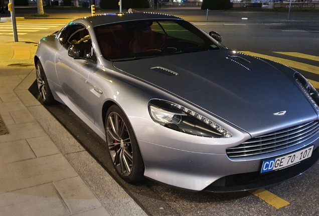 Aston Martin DB9 2013