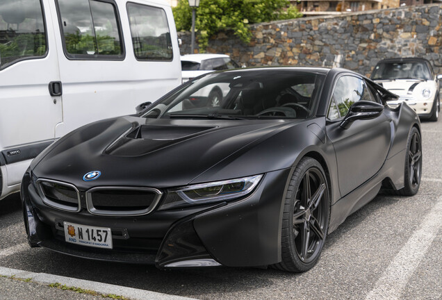 BMW i8 Protonic Frozen Black Edition