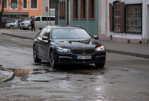 BMW M760Li xDrive