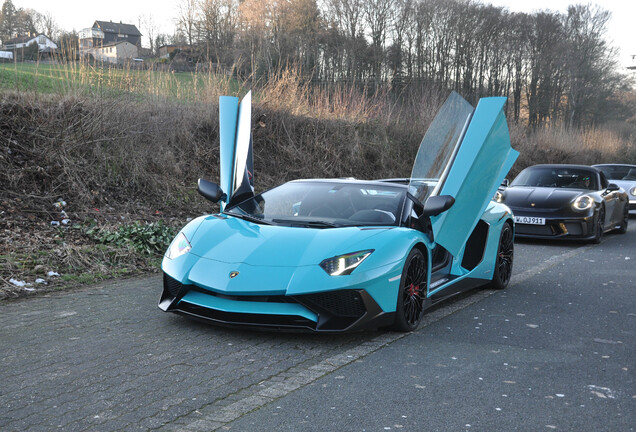 Lamborghini Aventador LP750-4 SuperVeloce Roadster