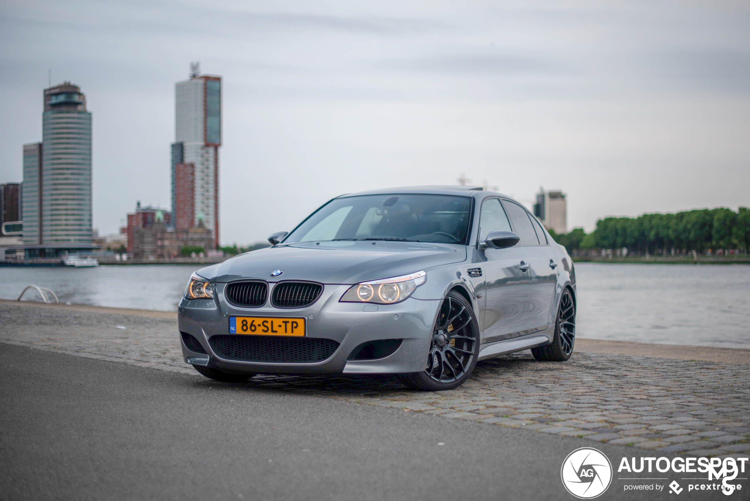 BMW M5 E60 2005