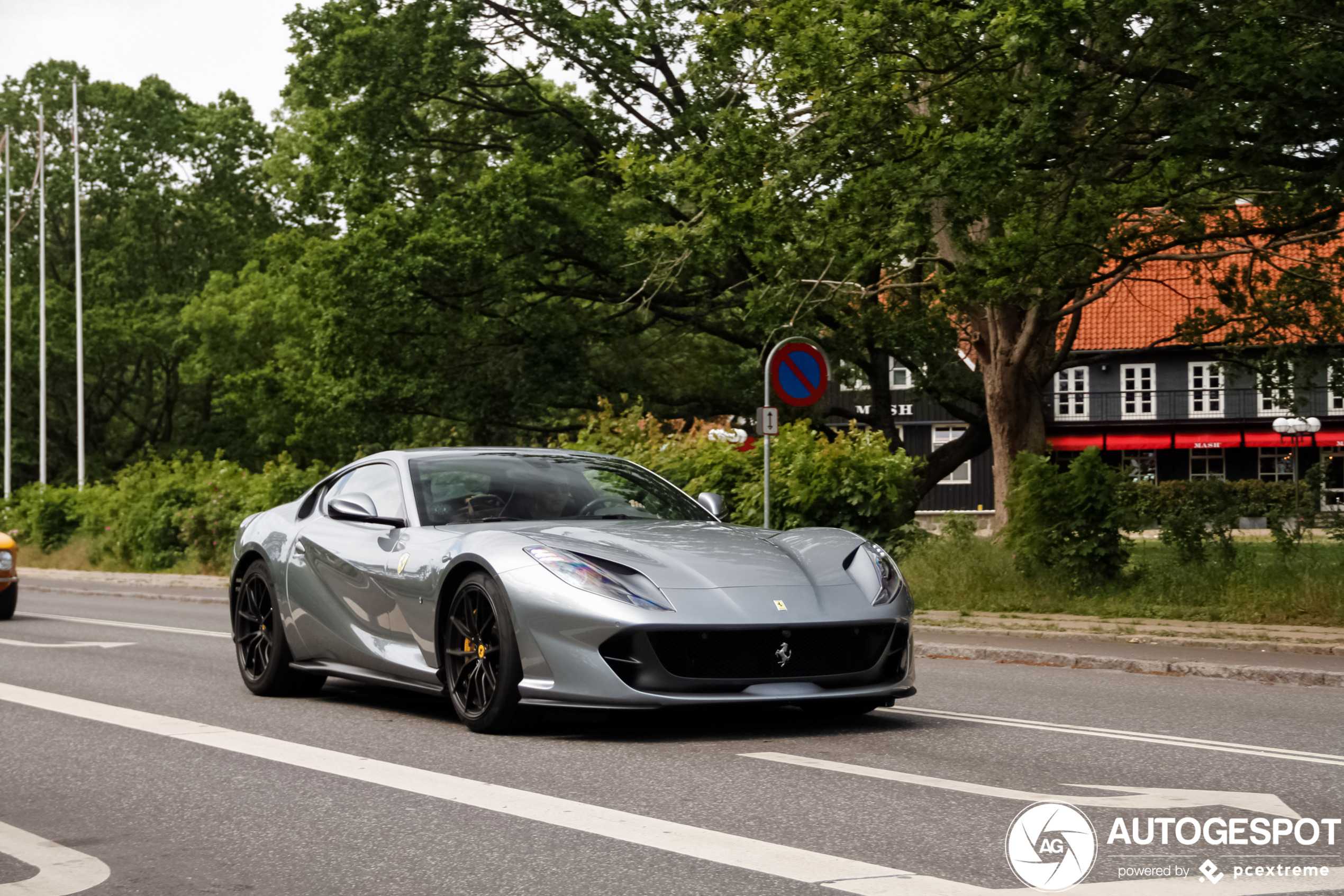 Ferrari 812 Superfast