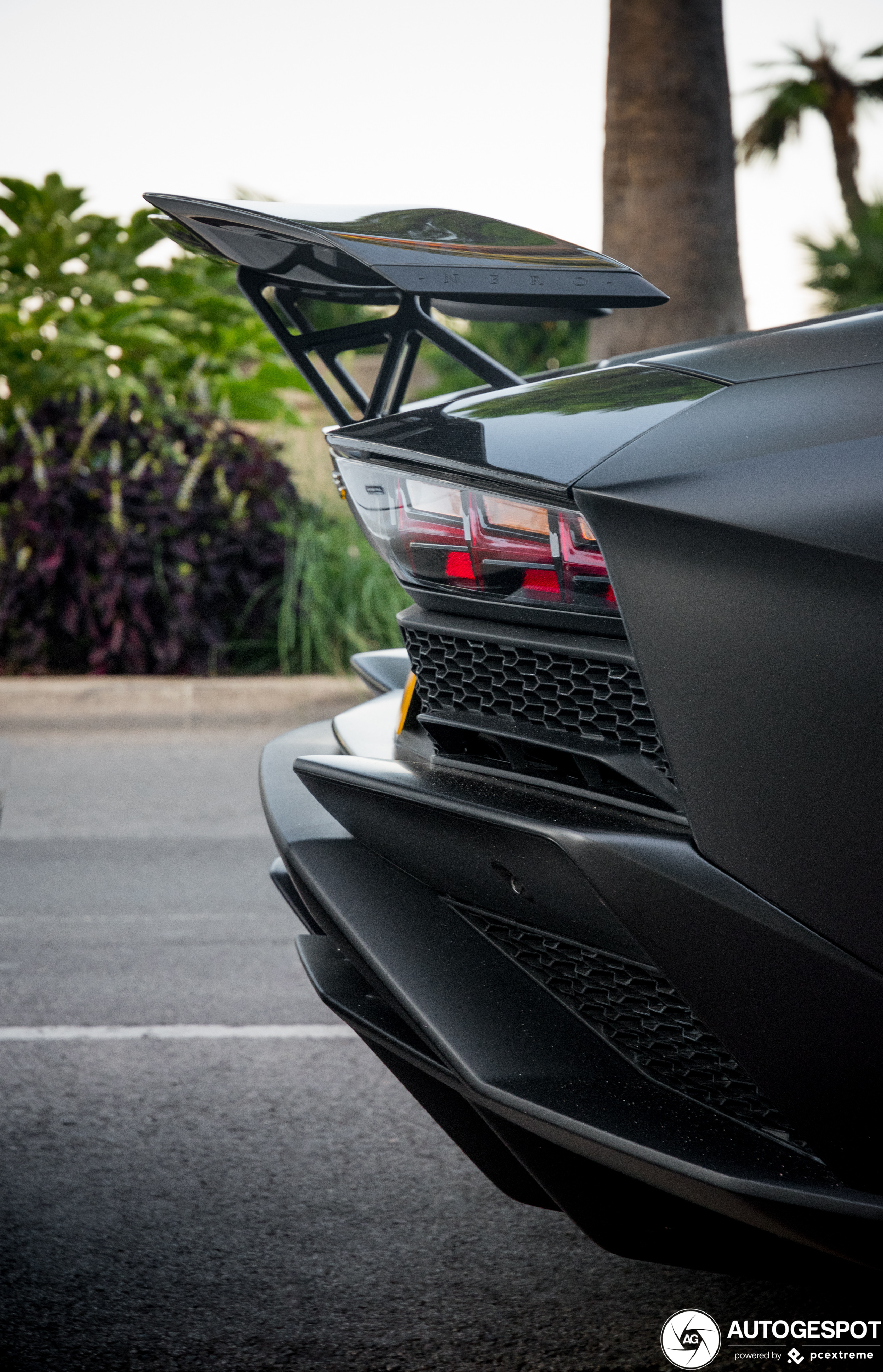 Lamborghini Aventador S LP740-4 Nero Design