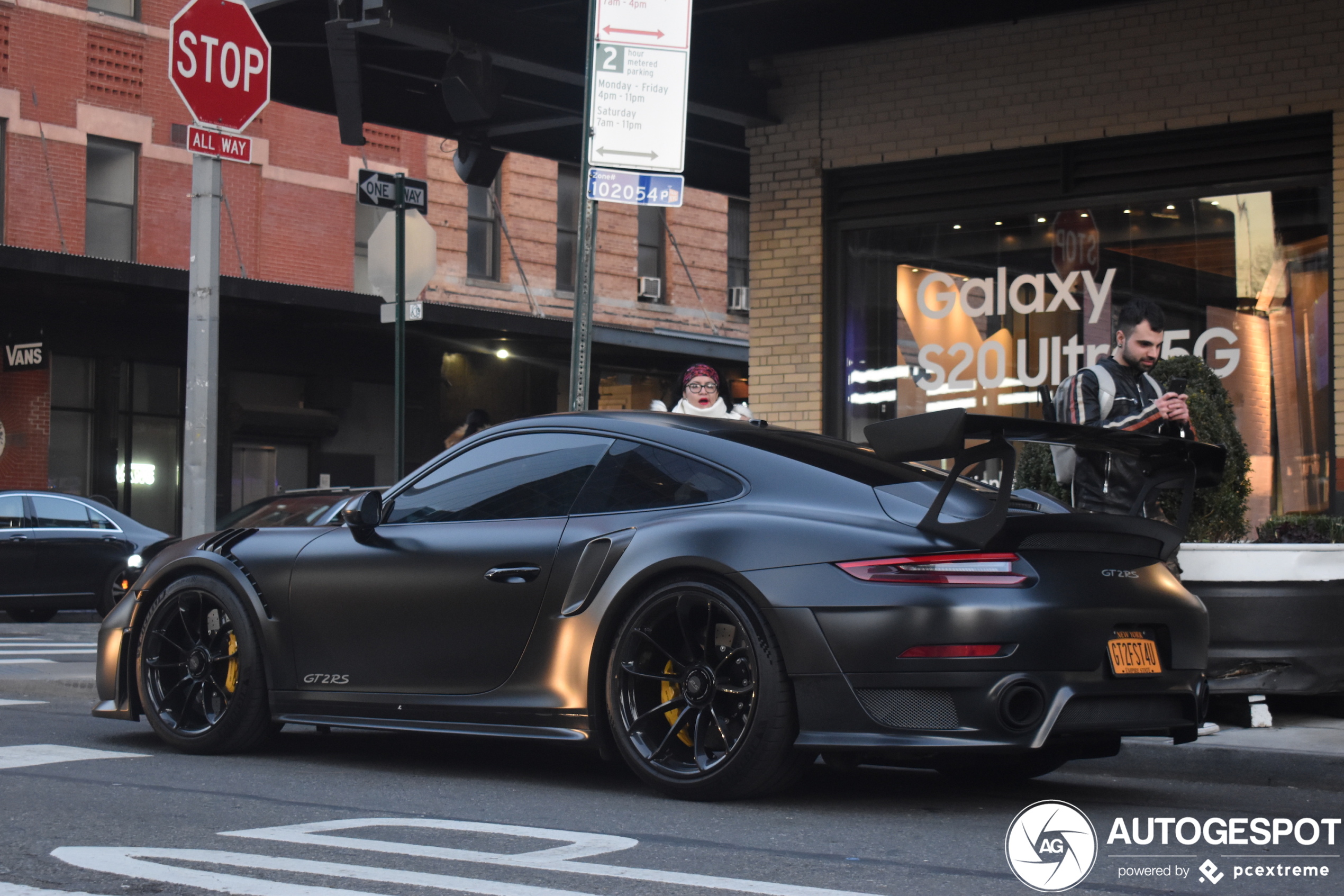 Porsche 991 GT2 RS Weissach Package