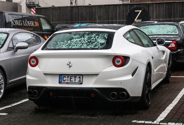 Ferrari FF