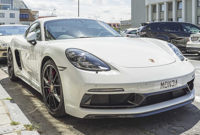 Porsche 718 Cayman GTS