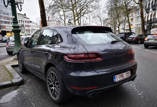 Porsche 95B Macan GTS