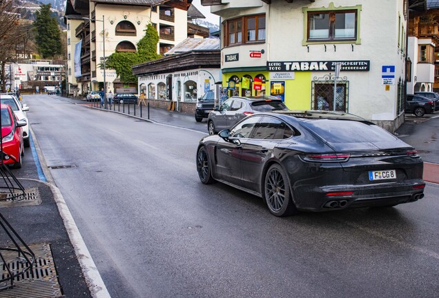 Porsche 971 Panamera Turbo