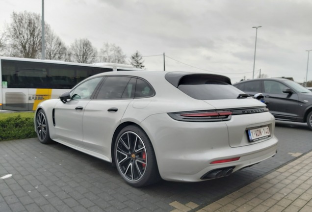 Porsche 971 Panamera Turbo Sport Turismo