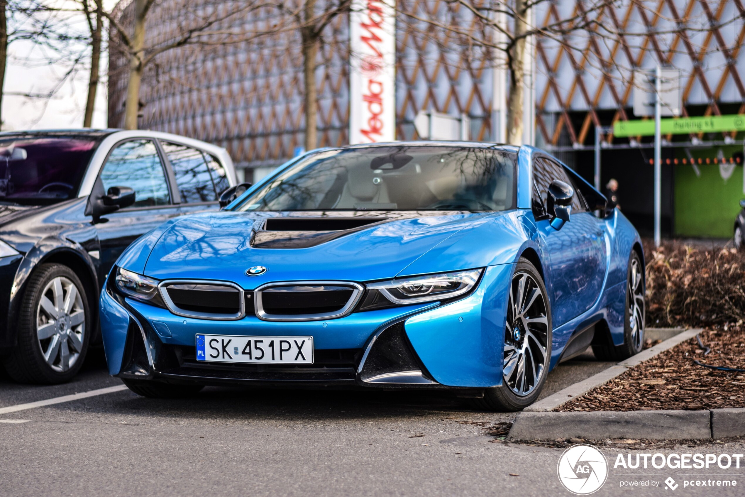 BMW i8