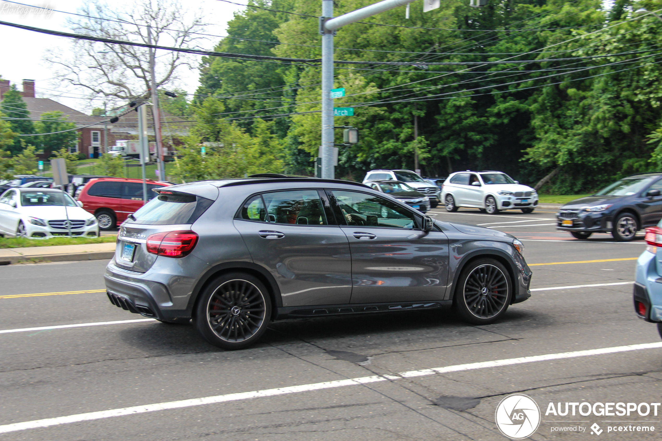 Mercedes-AMG GLA 45 X156 2017