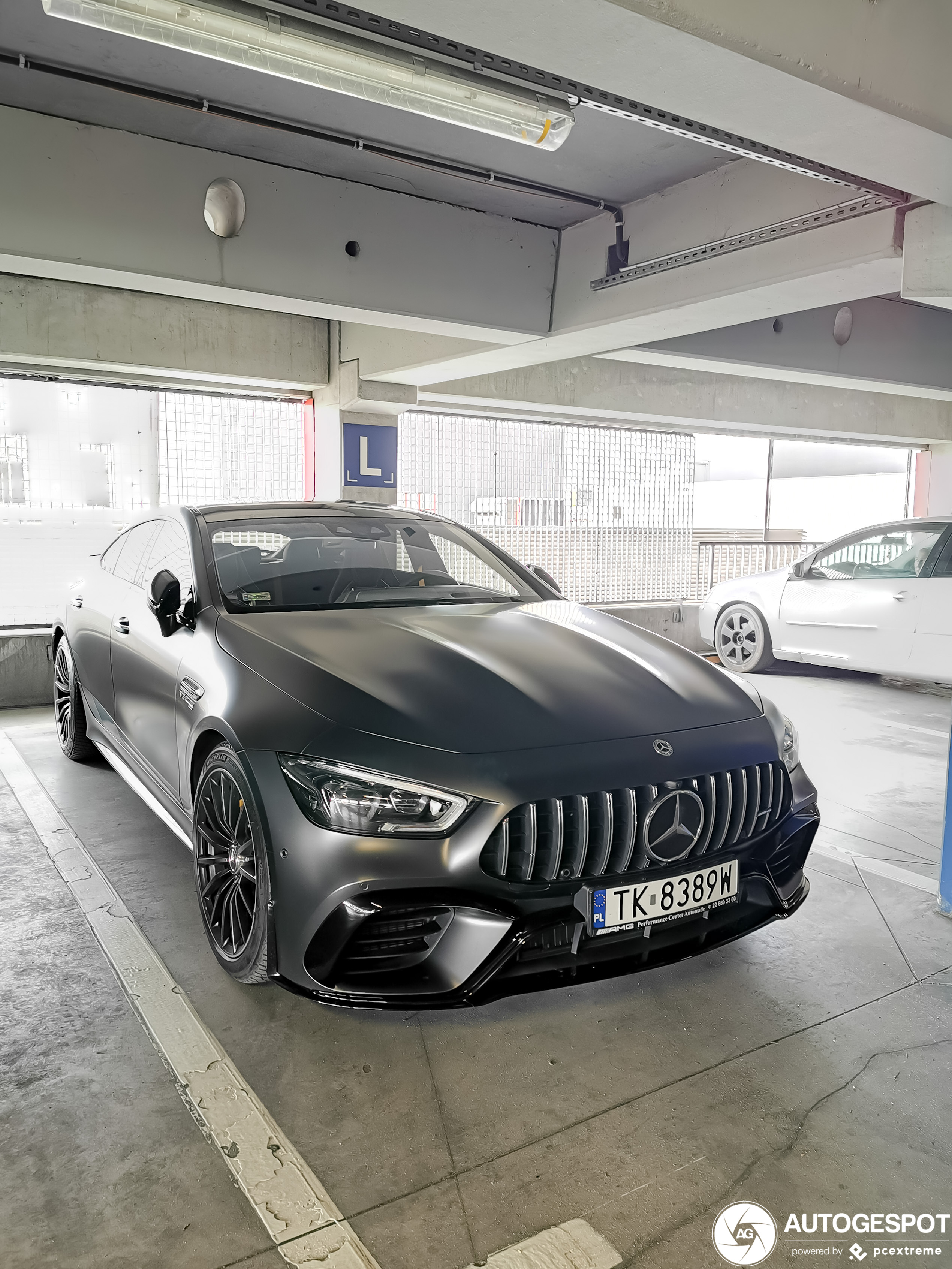 Mercedes-AMG GT 63 S X290