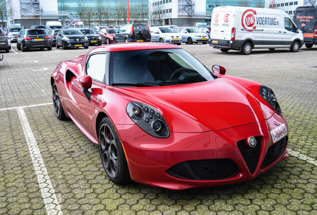 Alfa Romeo 4C Coupé