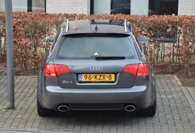 Audi RS4 Avant B7