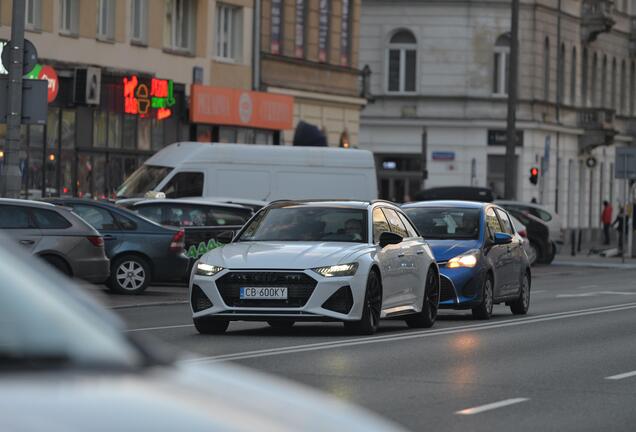 Audi RS6 Avant C8