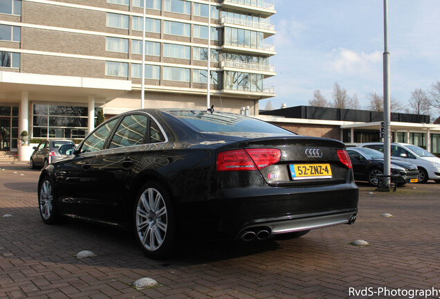 Audi S8 D4