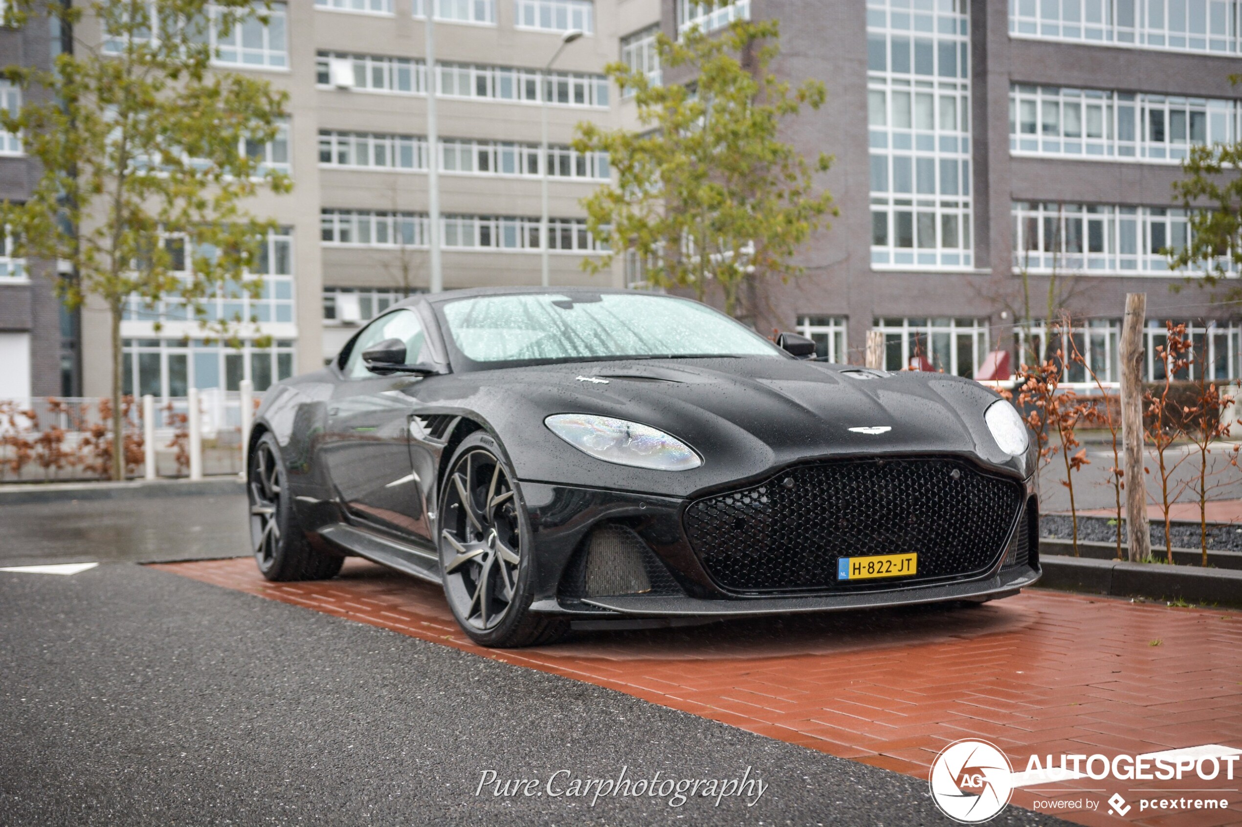 Aston Martin DBS Superleggera