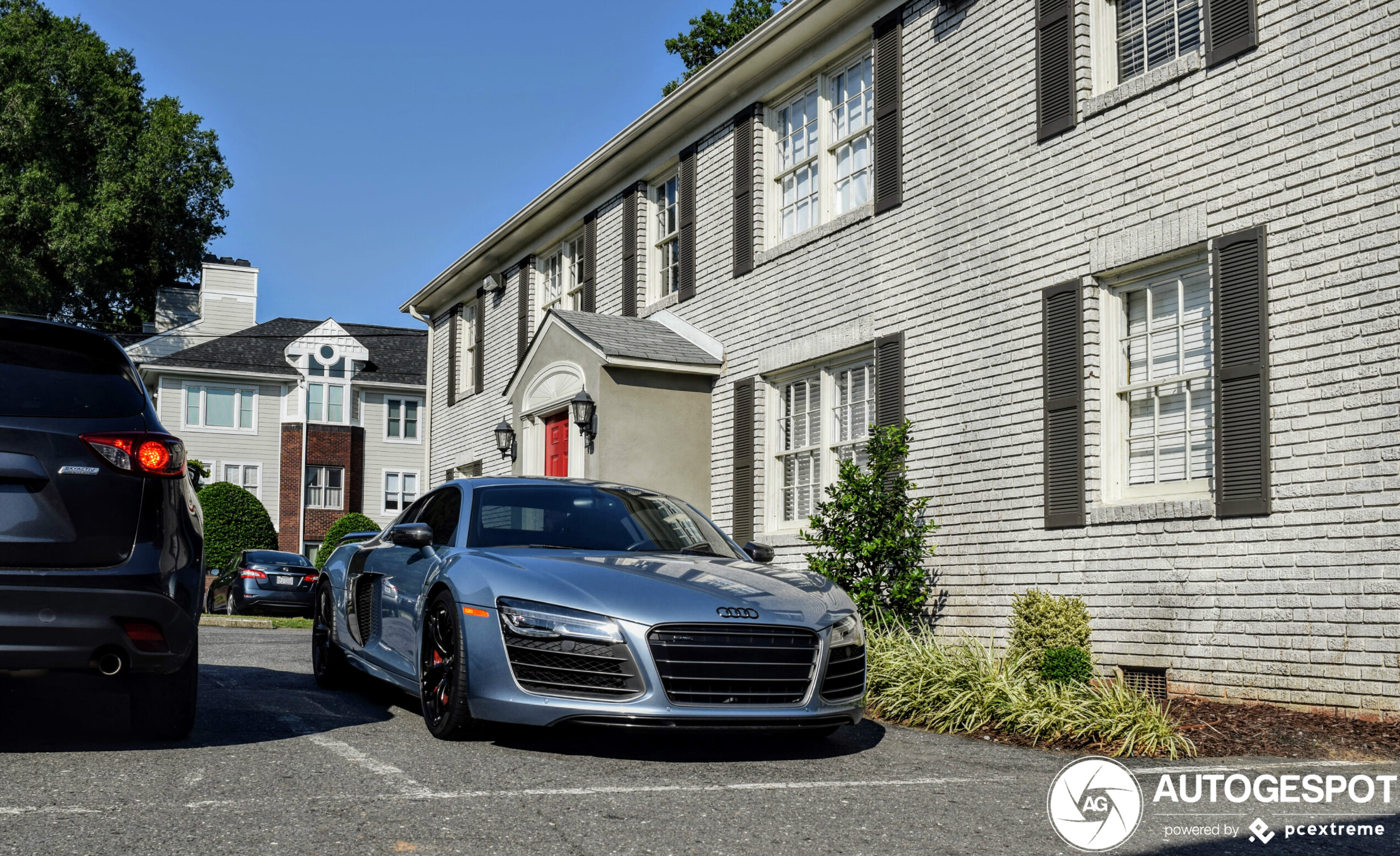 Audi R8 V10 Plus 2013