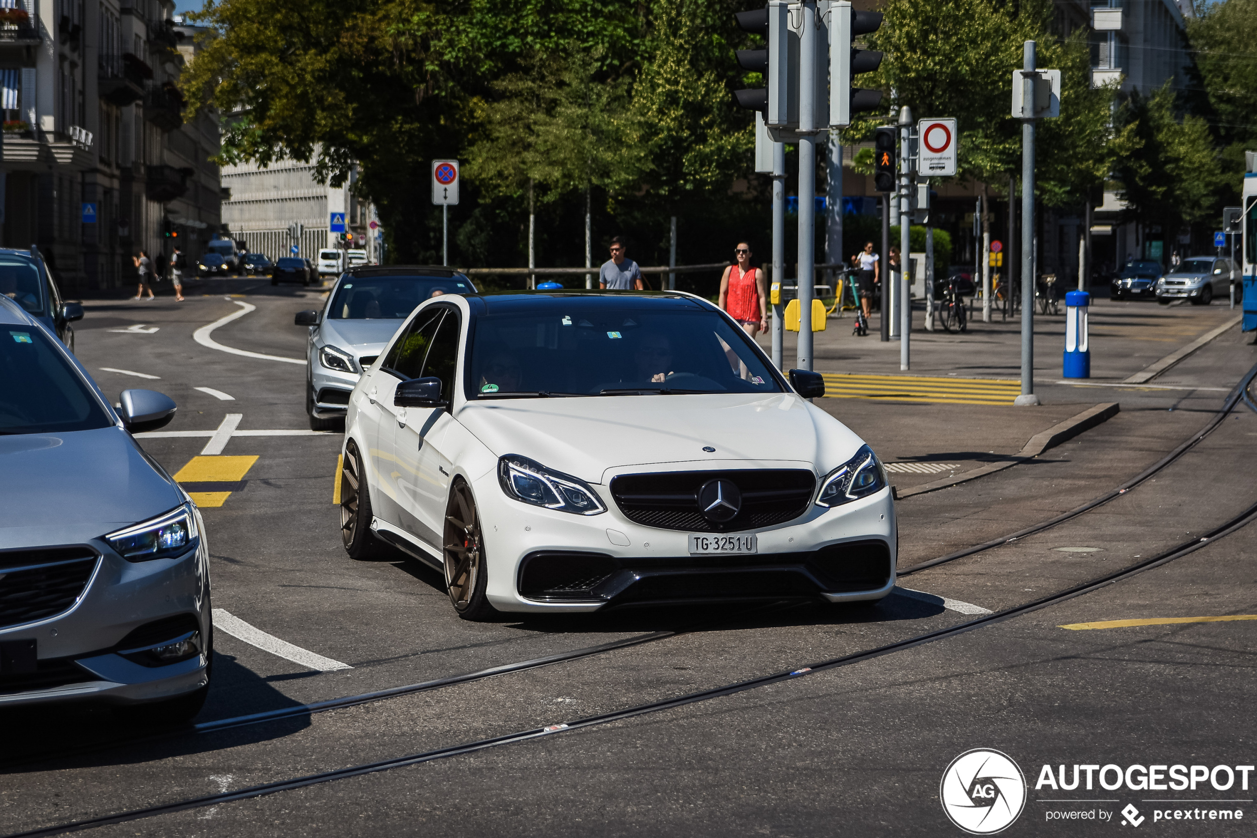 Mercedes-Benz E 63 AMG S W212