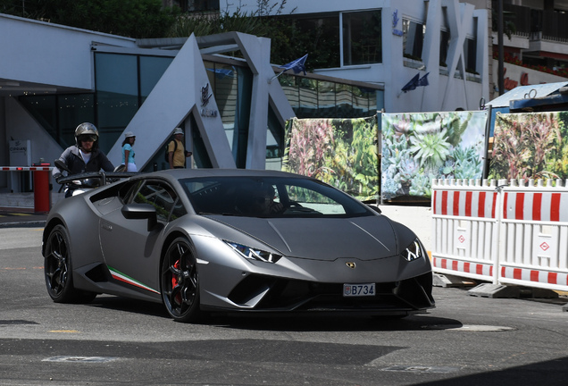 Lamborghini Huracán LP640-4 Performante