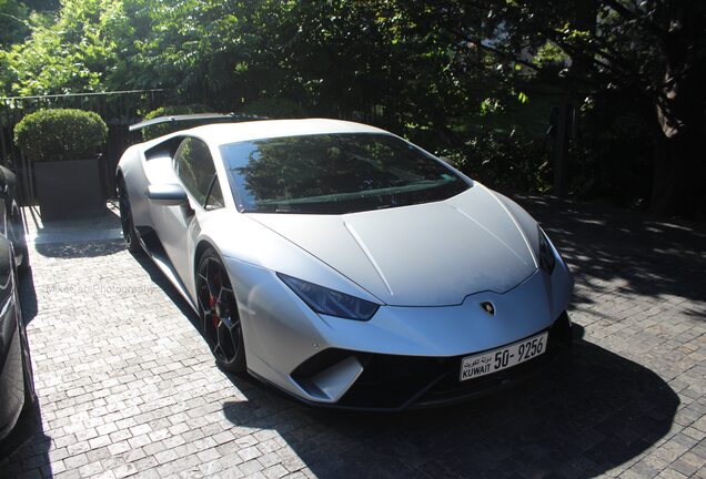 Lamborghini Huracán LP640-4 Performante