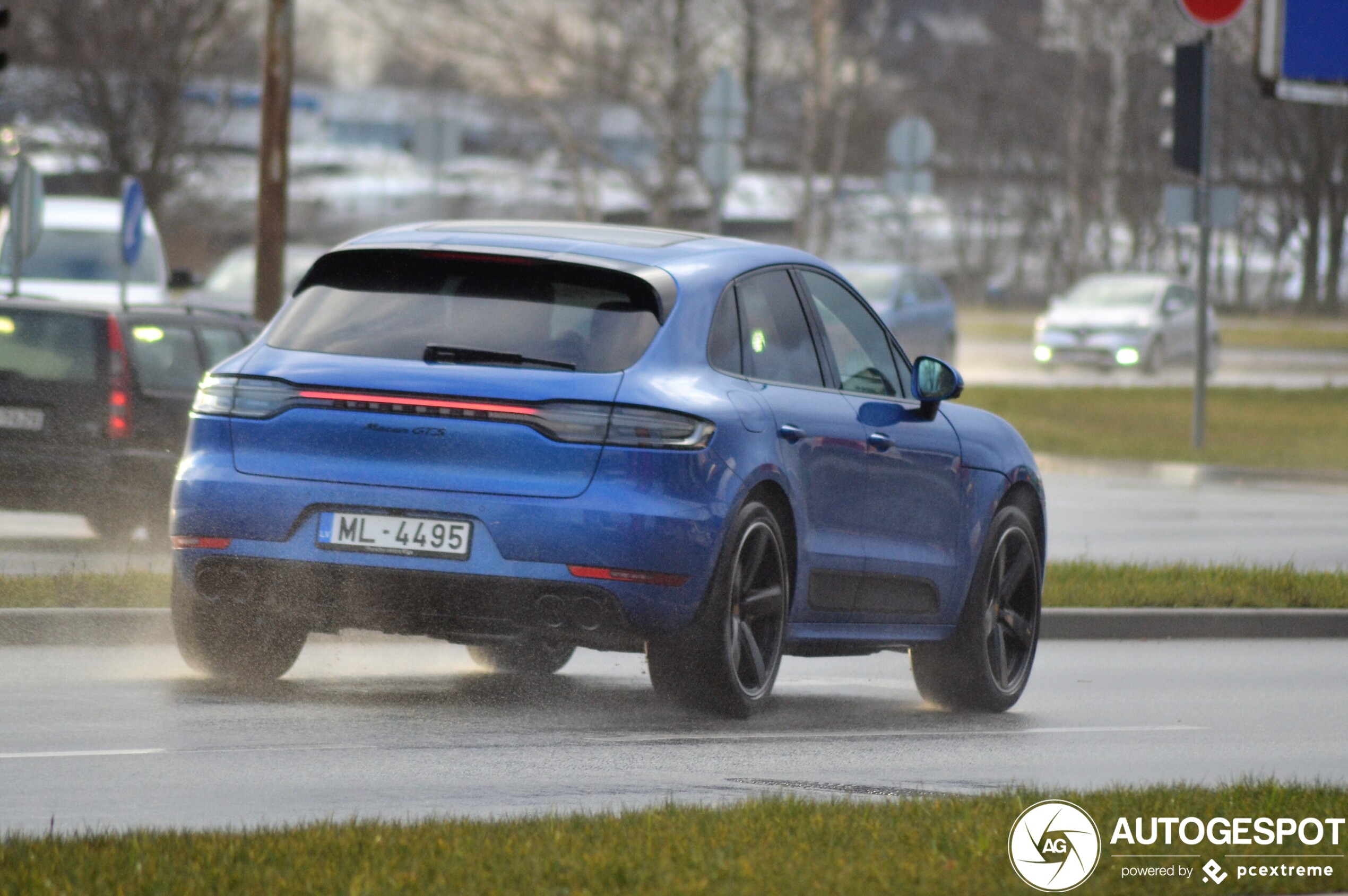 Porsche 95B Macan GTS MkII