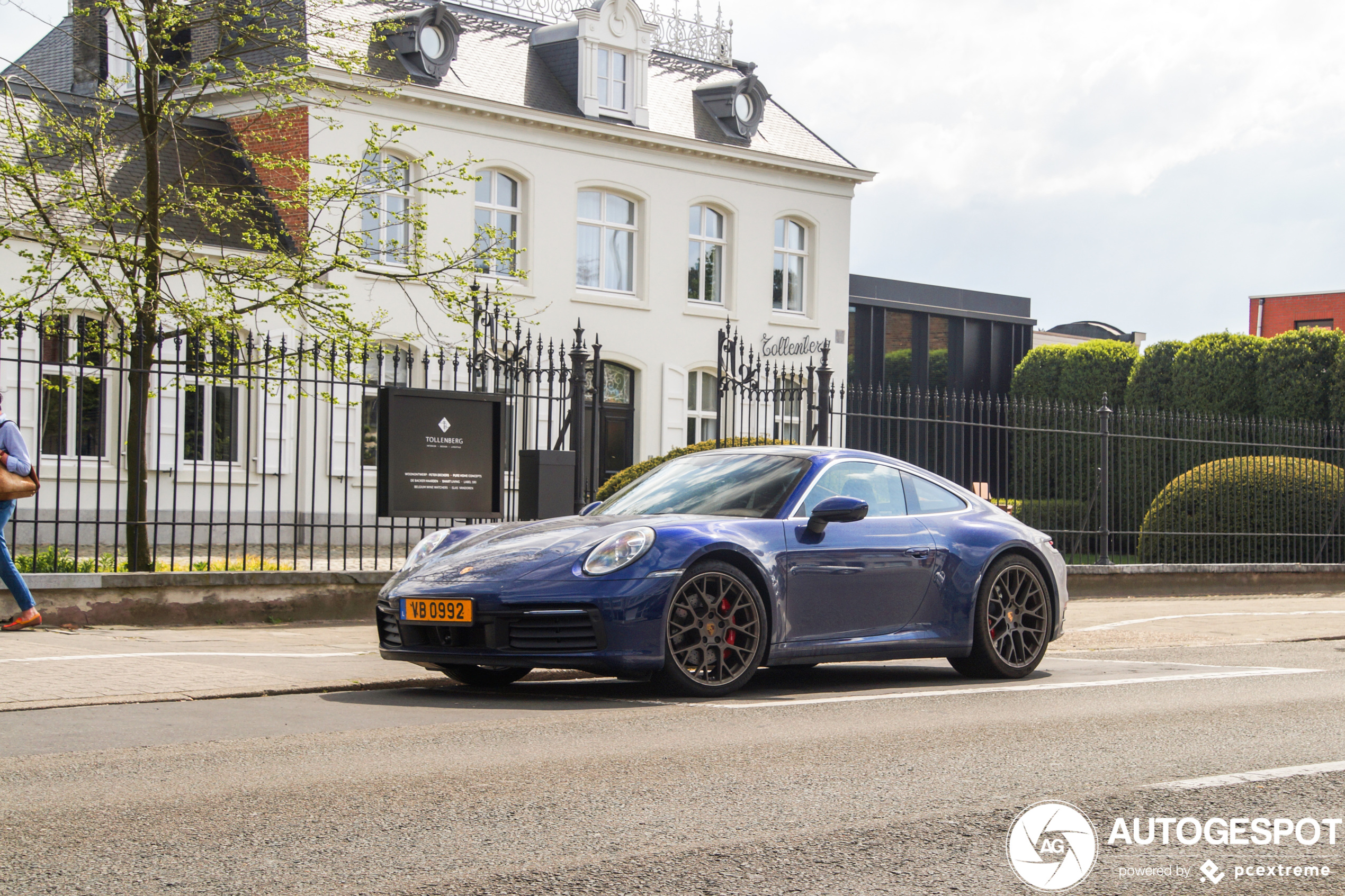 Porsche 992 Carrera 4S