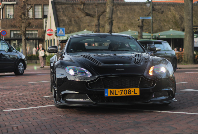 Aston Martin Vantage GT12