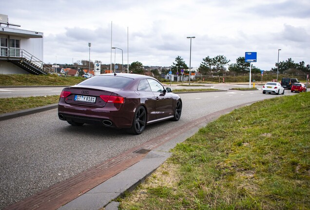 Audi RS5 B8 2012