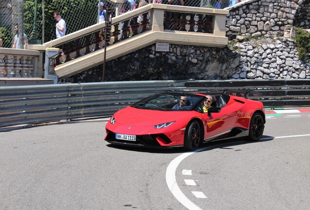 Lamborghini Huracán LP640-4 Performante Spyder