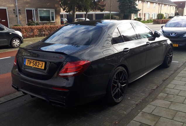 Mercedes-AMG E 63 S W213