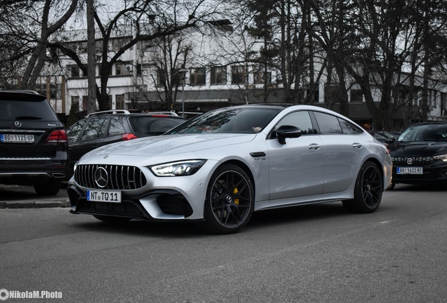 Mercedes-AMG GT 63 S X290