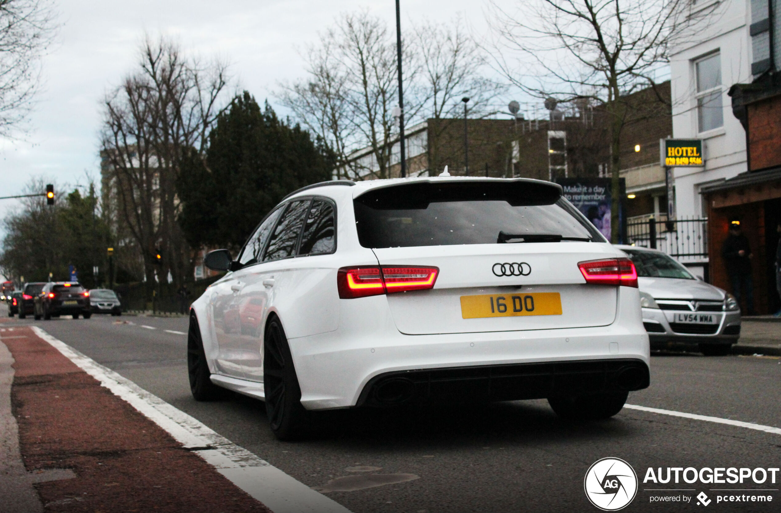 Audi RS6 Avant C7