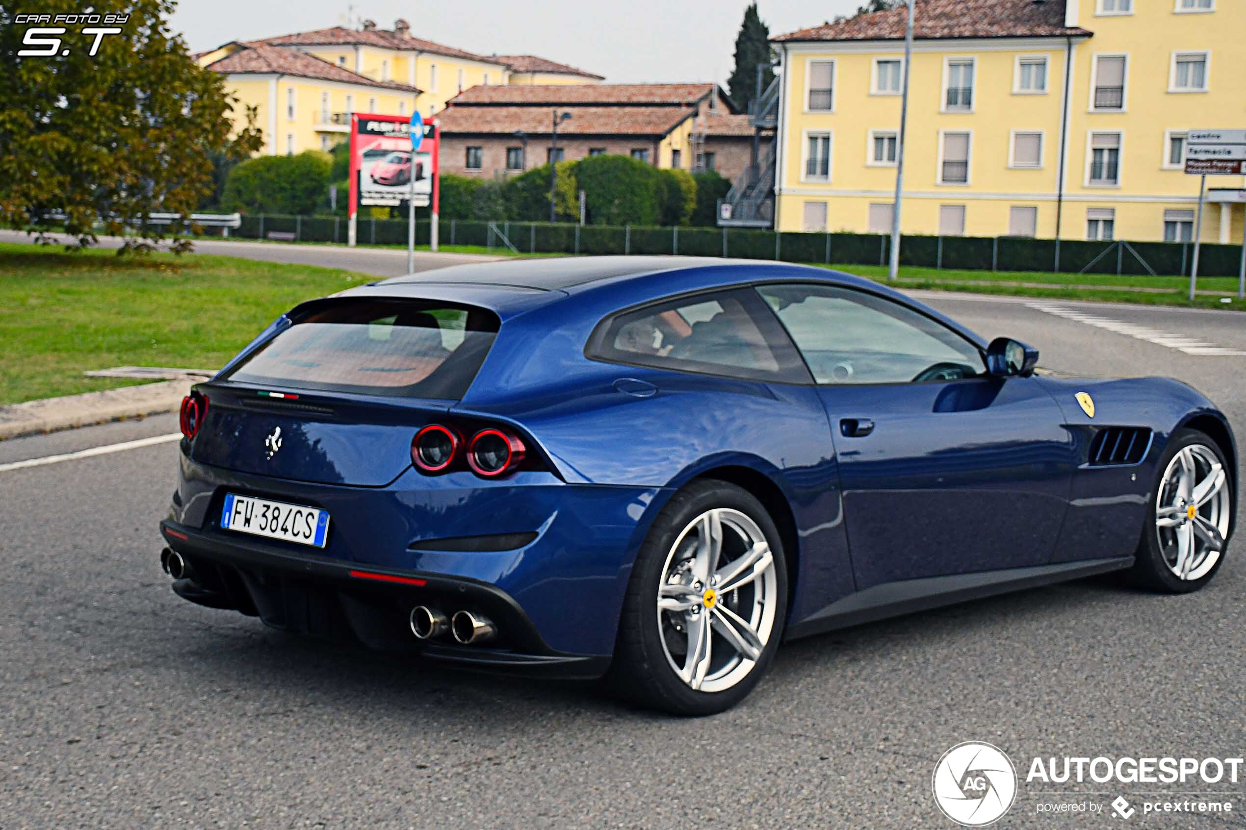 Ferrari GTC4Lusso