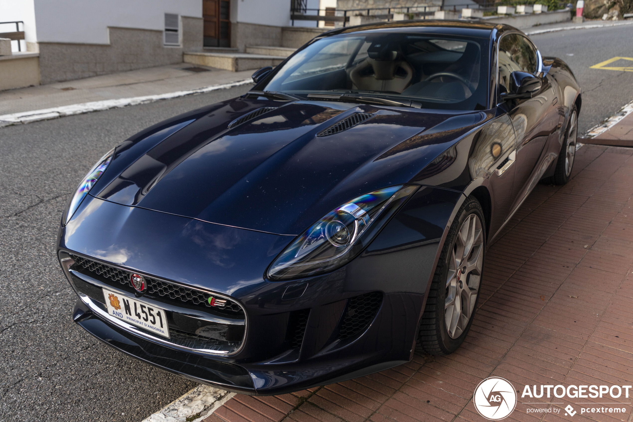 Jaguar F-TYPE S Coupé