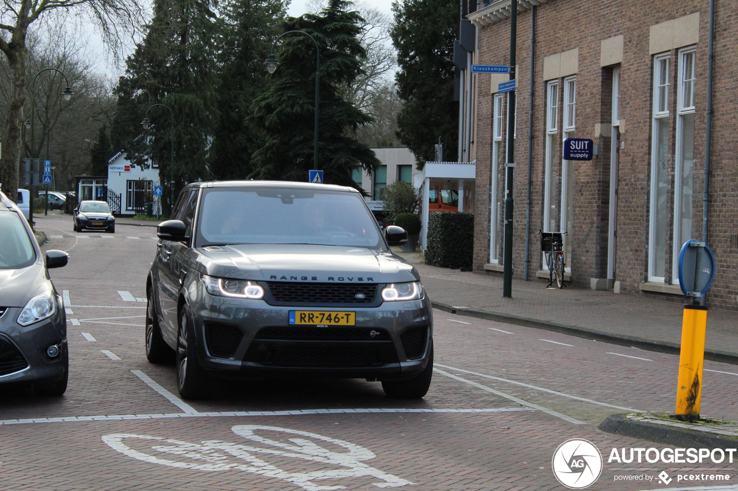 Land Rover Range Rover Sport SVR