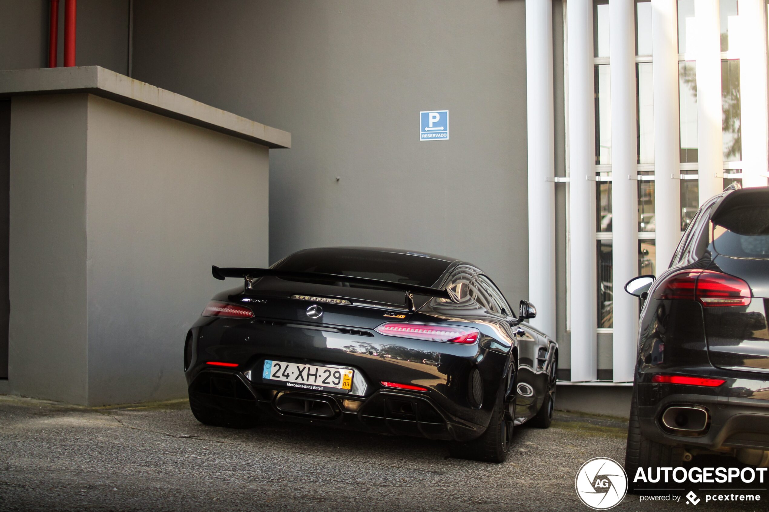 Mercedes-AMG GT R C190