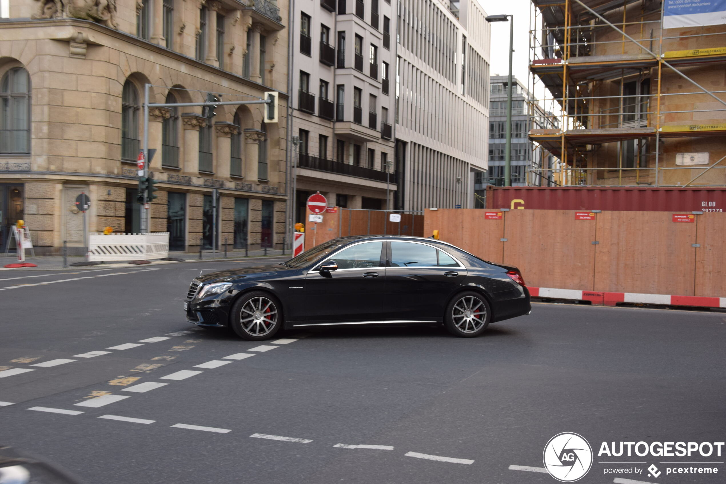 Mercedes-AMG S 63 V222