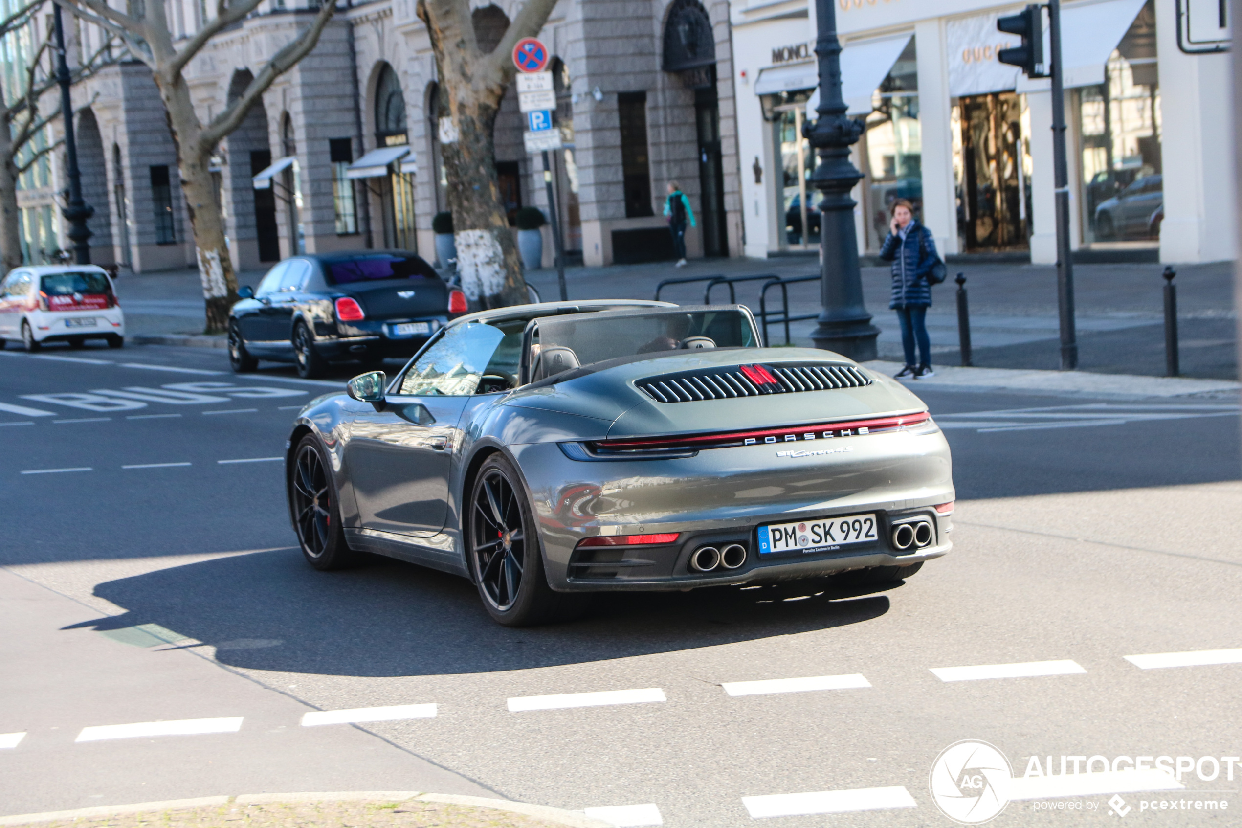 Porsche 992 Carrera 4S Cabriolet