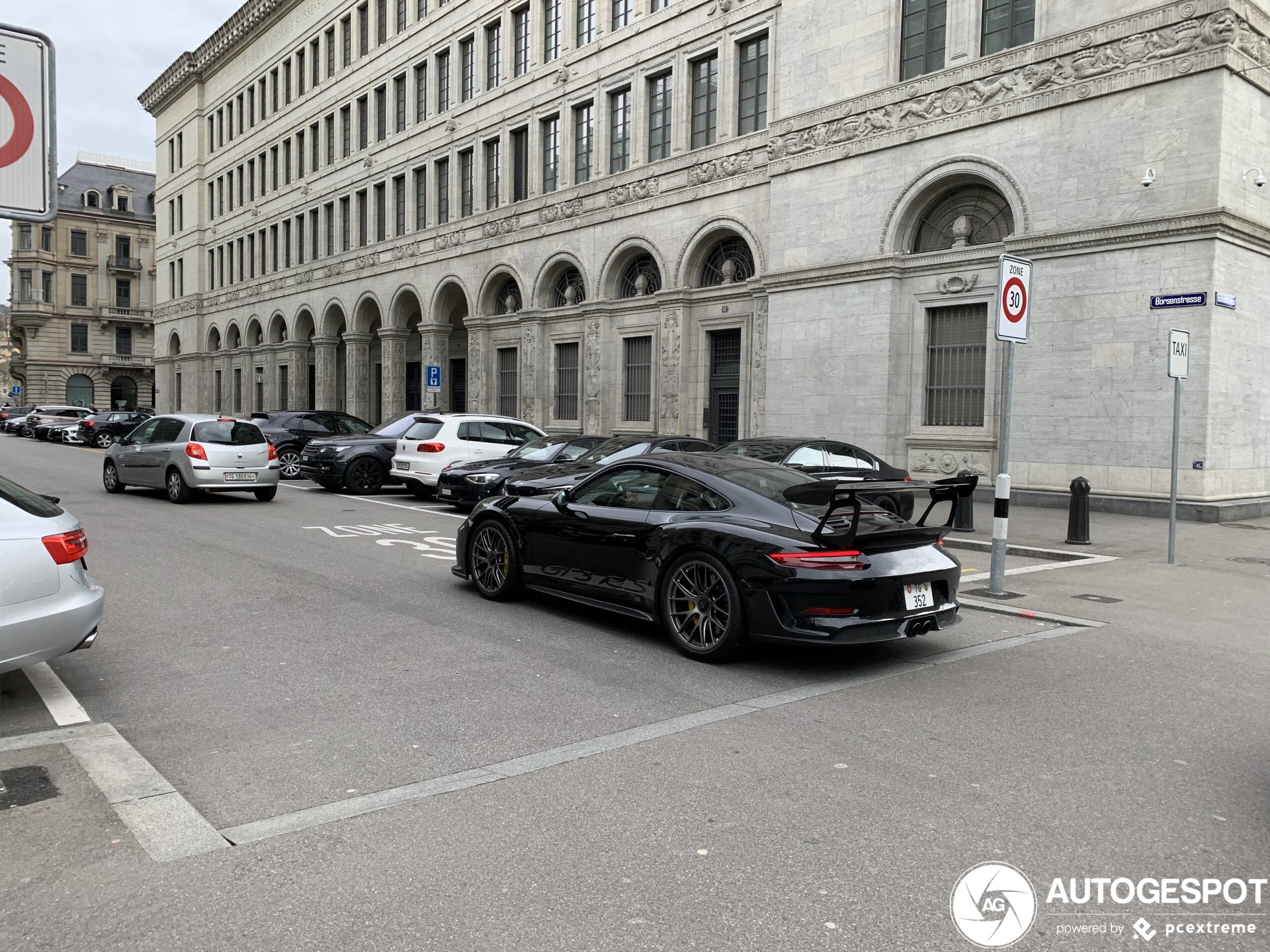 Porsche 991 GT3 RS MkII Weissach Package