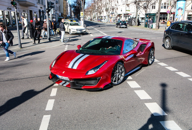 Ferrari 488 Pista