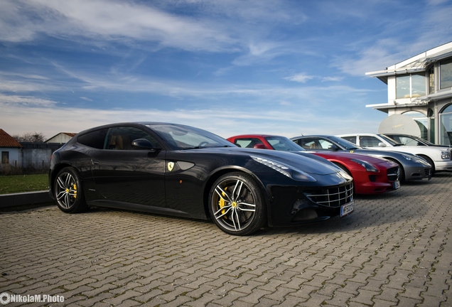 Ferrari FF