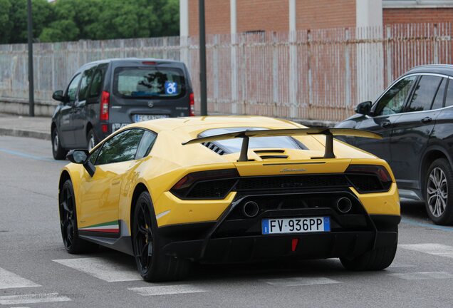 Lamborghini Huracán LP640-4 Performante