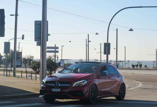 Mercedes-AMG A 45 W176 2015