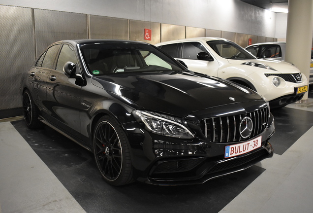 Mercedes-AMG C 63 S W205