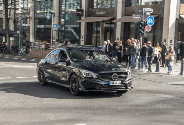 Mercedes-Benz CLA 45 AMG C117