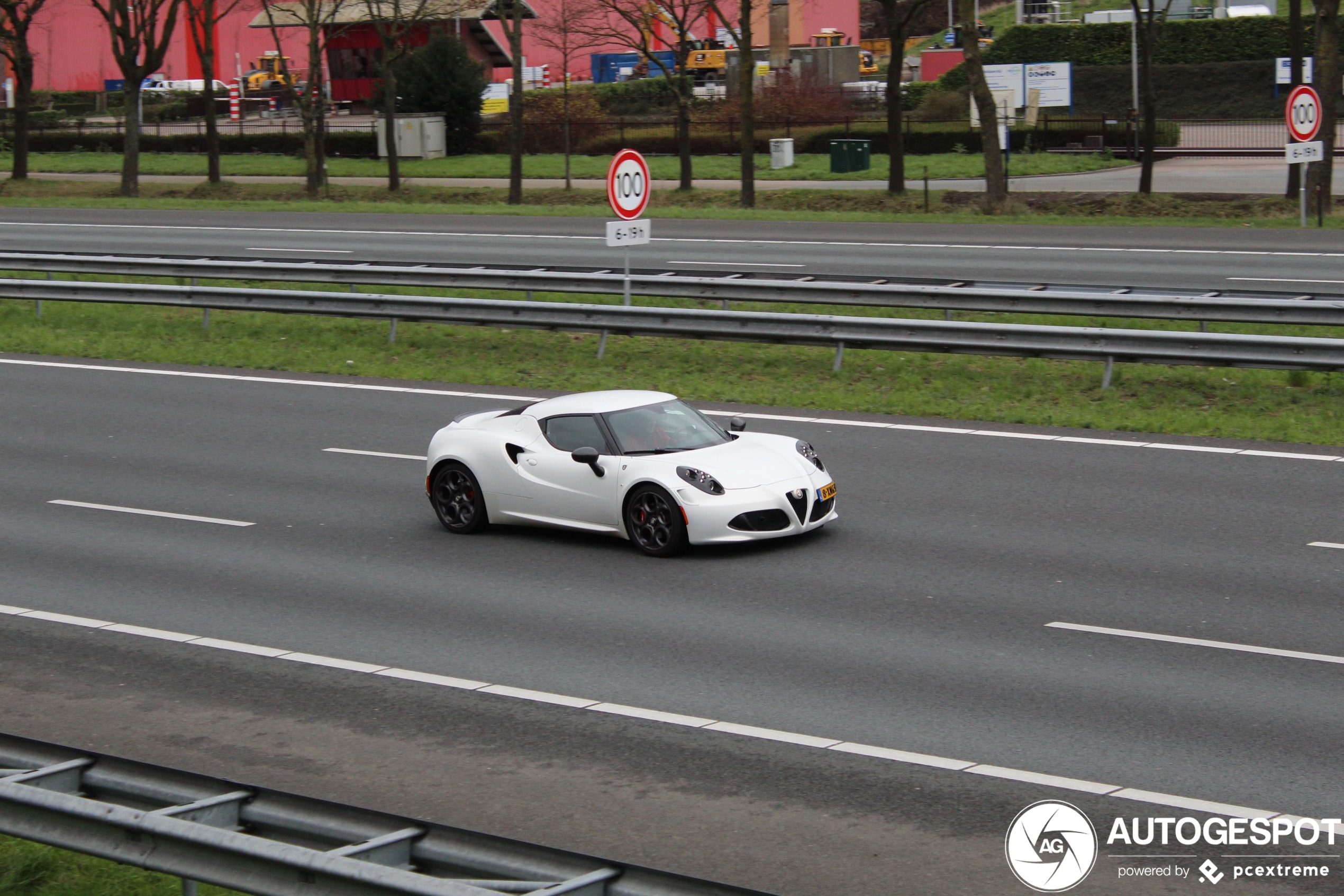 Alfa Romeo 4C Launch Edition