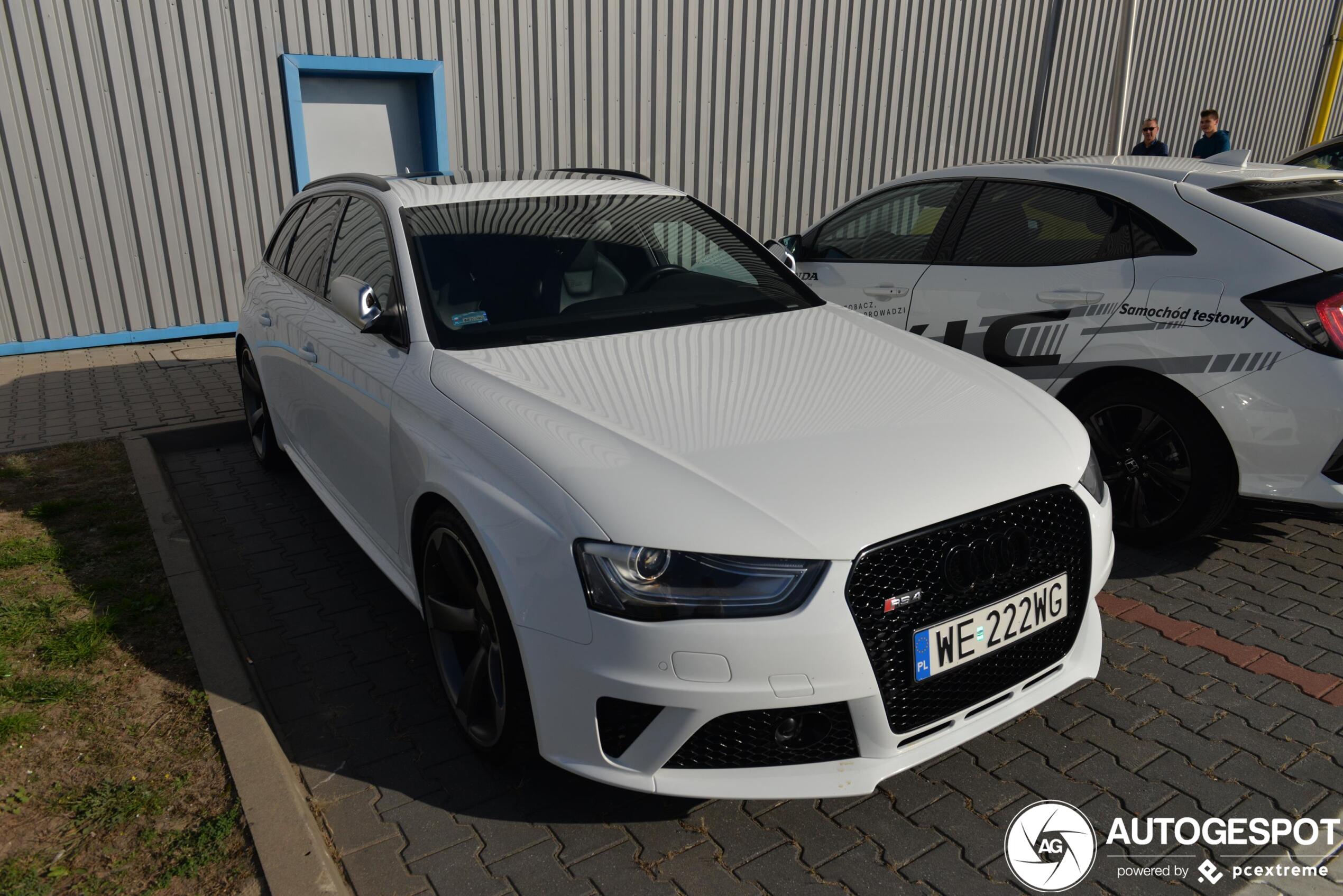 Audi RS4 Avant B8