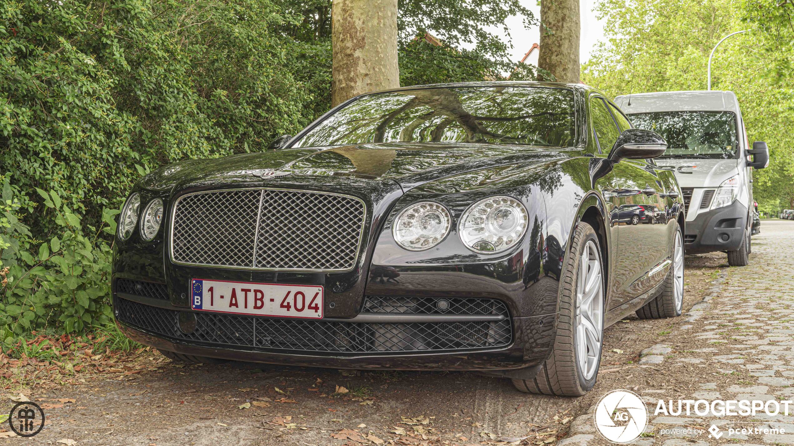 Bentley Flying Spur V8